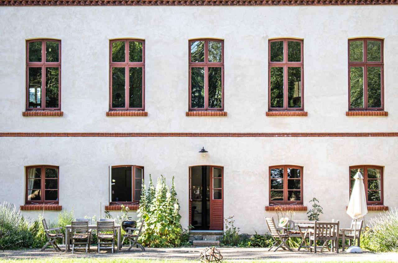 Gutshaus Zarchlin Apartamento Barkhagen Exterior foto